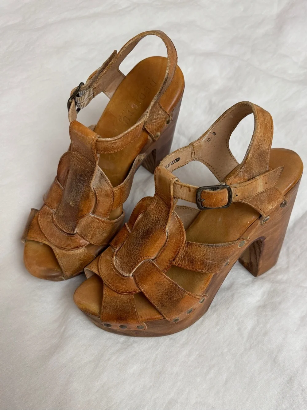 Bed|Stu Leather Wooden Platform Clog Heels Sandals Size 10 Y2K Boho Festival